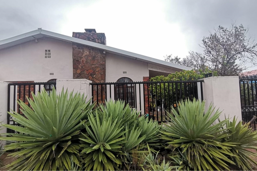 4 Bedroom Property for Sale in Newton Western Cape